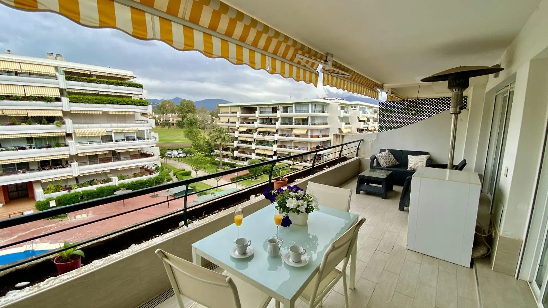 شقة Peace Views And Terrace In ماربيا إسبانيا