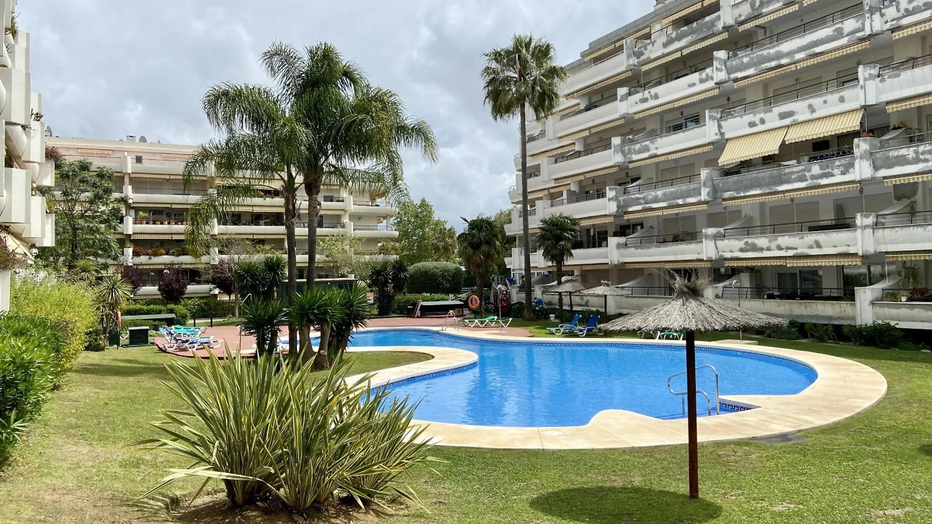 شقة Peace Views And Terrace In ماربيا