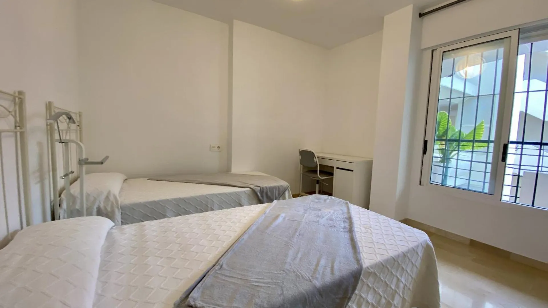 Peace Views And Terrace In Marbella Apartment Spain