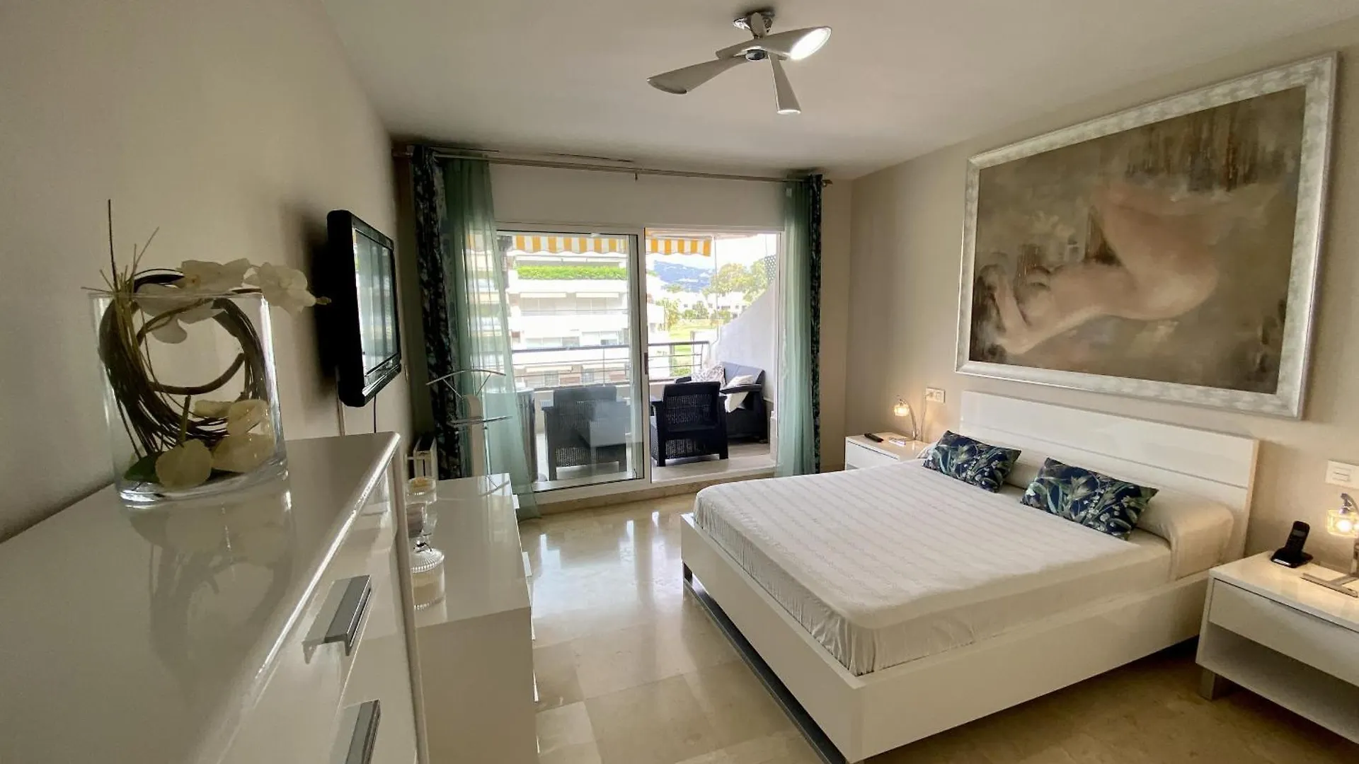 Peace Views And Terrace In Marbella Apartment Spain