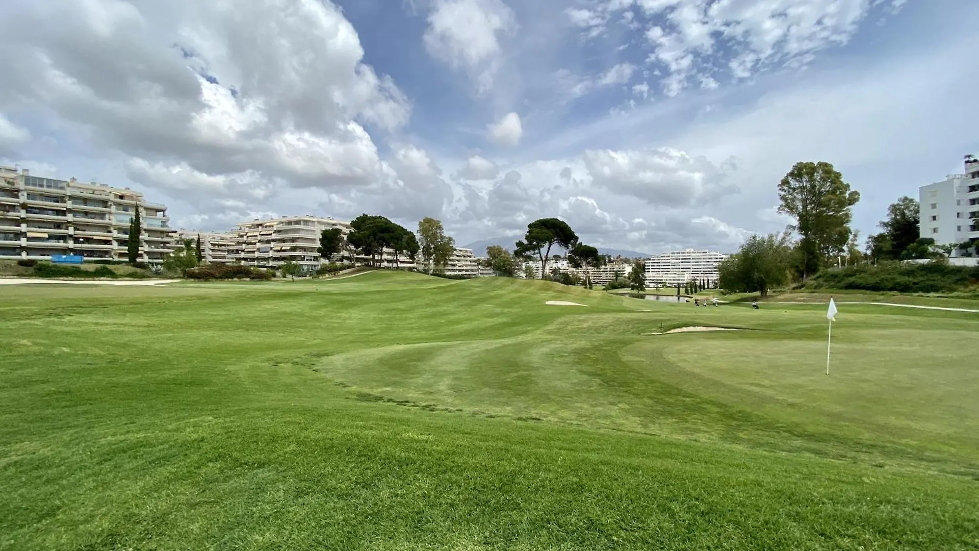 Peace Views And Terrace In Marbella Apartment